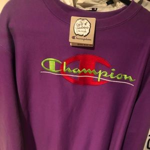 Men’s champion crewneck with tags XL